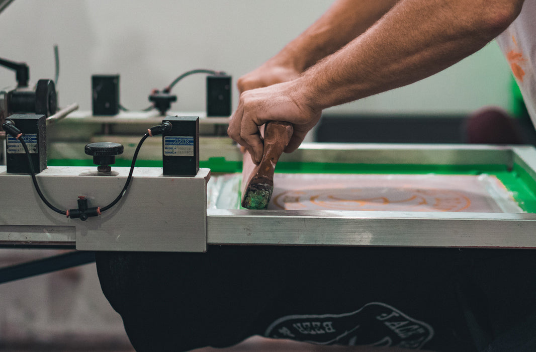 The Art and Advantages of Silkscreen Printed Products