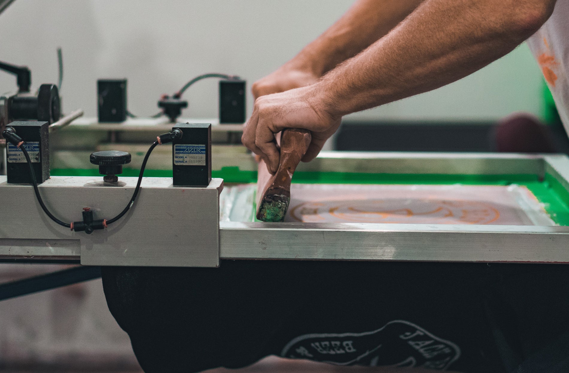 The Art and Advantages of Silkscreen Printed Products