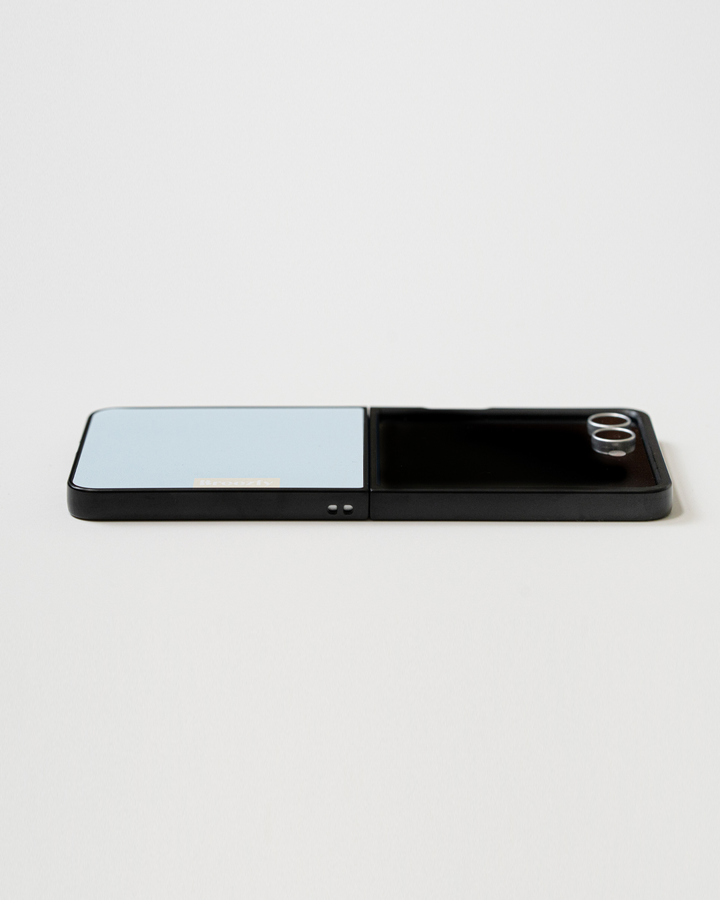 CELESTE HAZE Matte Texture Z Flip Case