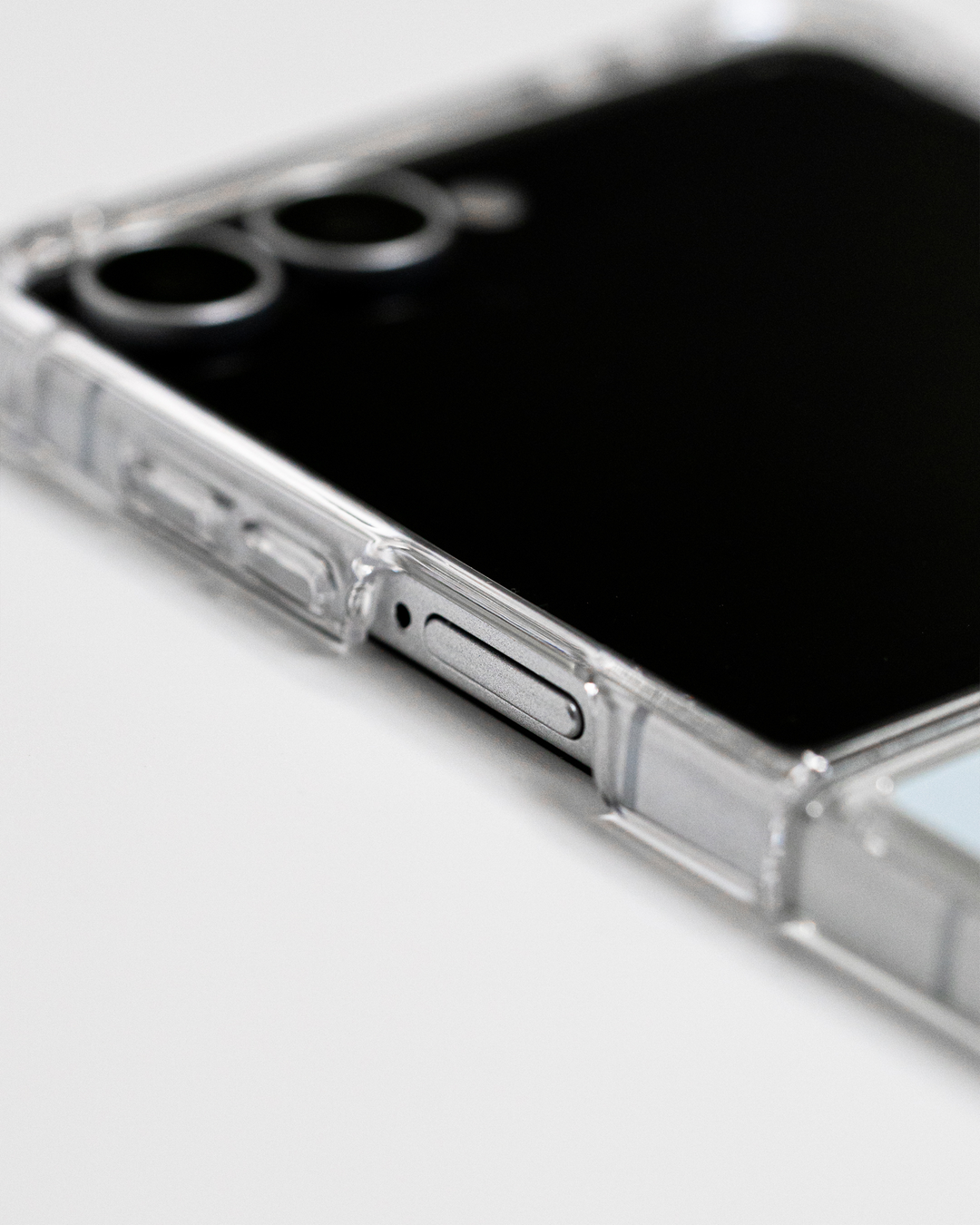 CELESTE HAZE Matte Texture Z Flip Case